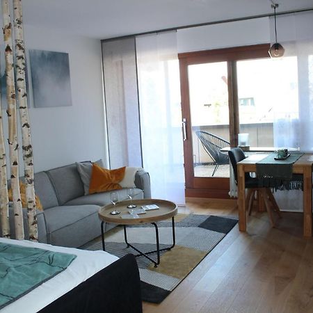 1-Zimmer-Apartment Mit Grossem Balkon Schönwald Bagian luar foto