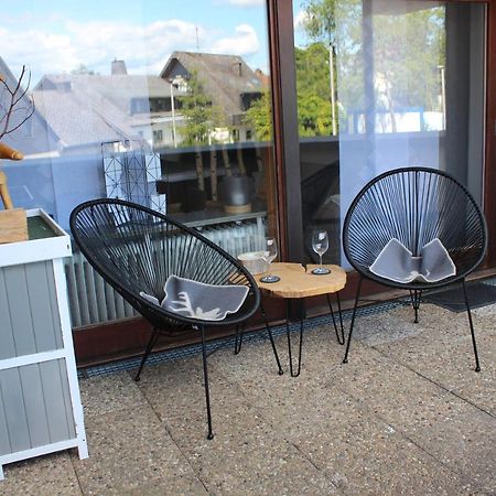 1-Zimmer-Apartment Mit Grossem Balkon Schönwald Bagian luar foto