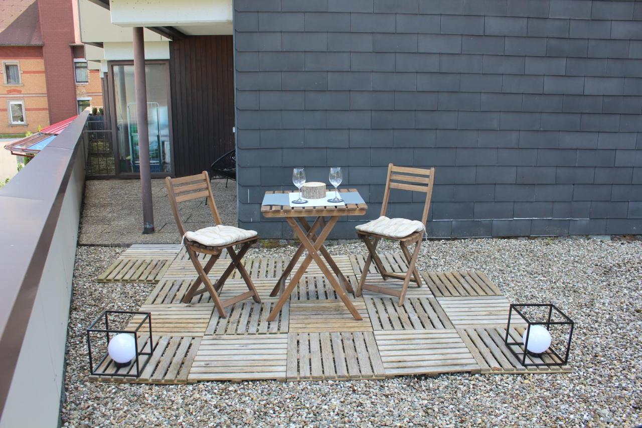 1-Zimmer-Apartment Mit Grossem Balkon Schönwald Bagian luar foto
